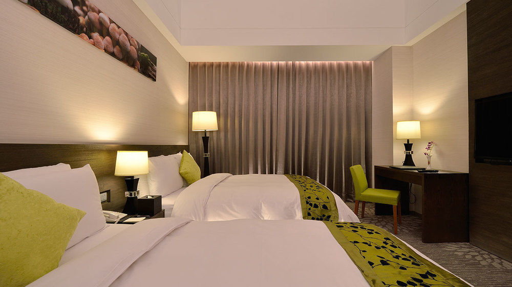 Hoya Hotel T'ai-tung Extérieur photo